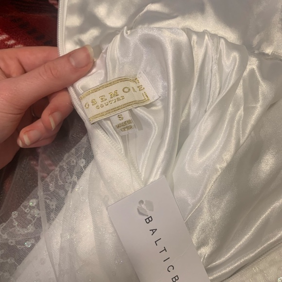 Baltic Born Celeste Tull Wedding Gown - Picture 4 of 7